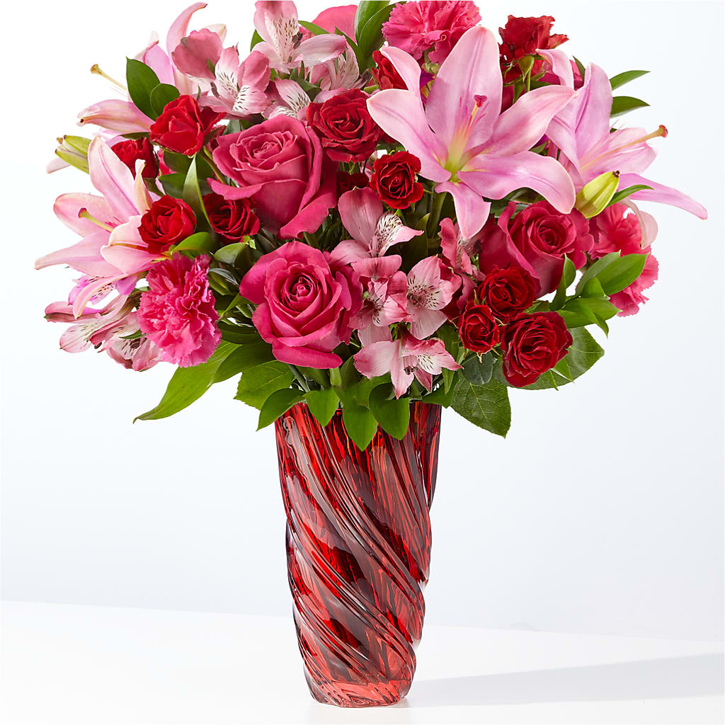 In Love Bouquet with Luxe Swirl Vase – FUZZY'S FLOWERS GIFTS AND TUXEDOS, Marion OH