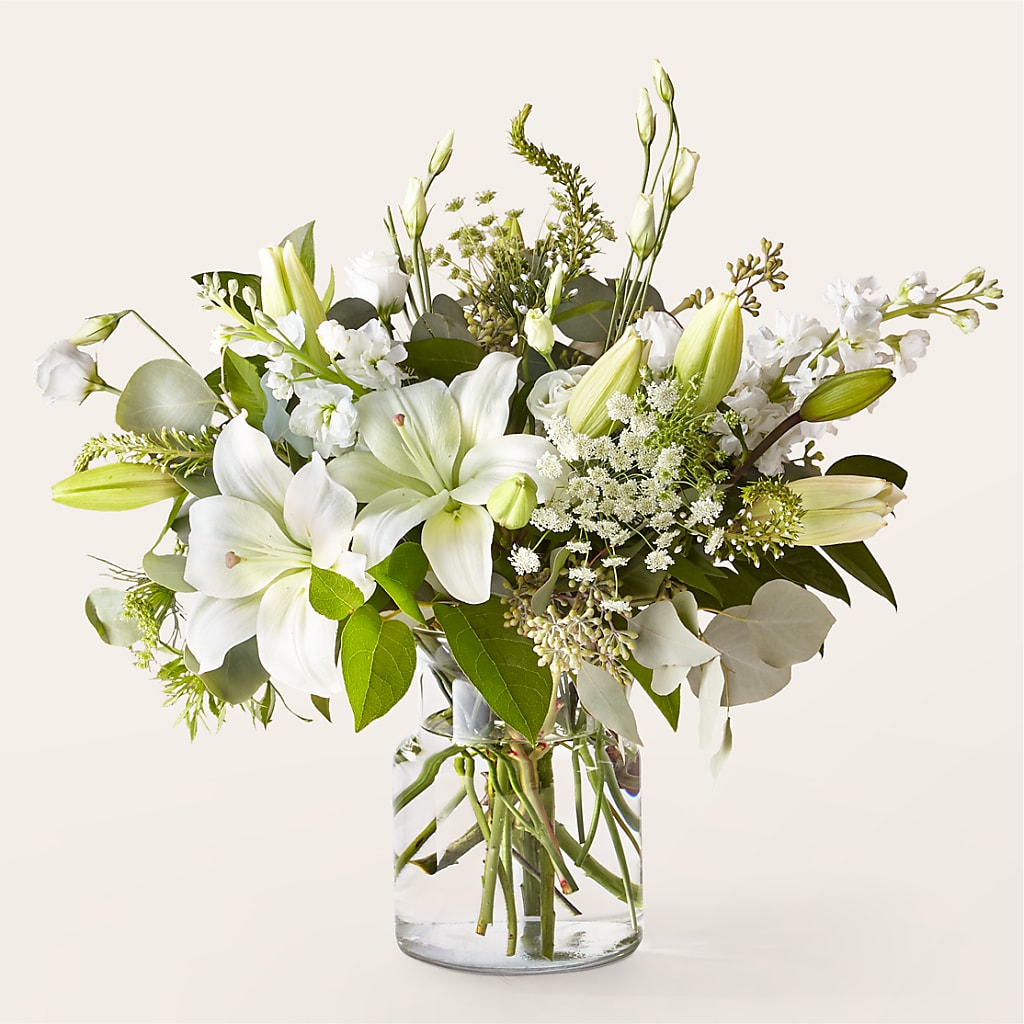 Alluring Elegance Bouquet – FUZZY'S FLOWERS GIFTS AND TUXEDOS, Marion OH