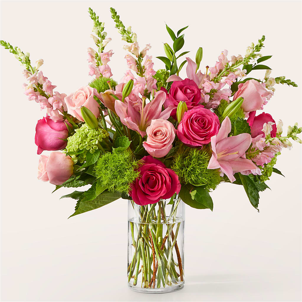 Fit for a Queen Luxury Bouquet – FUZZY'S FLOWERS GIFTS AND TUXEDOS, Marion OH