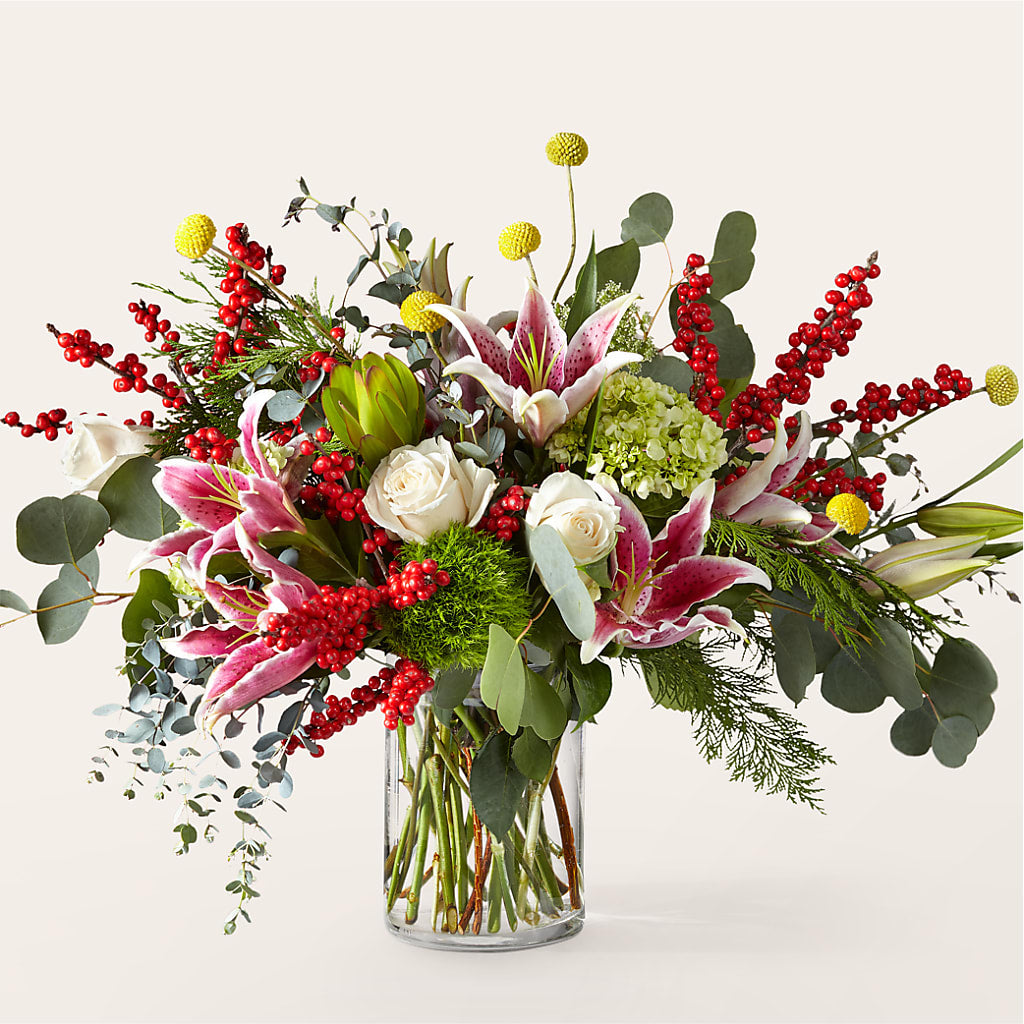 Berry & Bright Bouquet – FUZZY'S FLOWERS GIFTS AND TUXEDOS, Marion OH