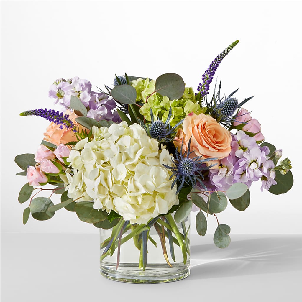 Porch Swing Bouquet – FUZZY'S FLOWERS GIFTS AND TUXEDOS, Marion OH