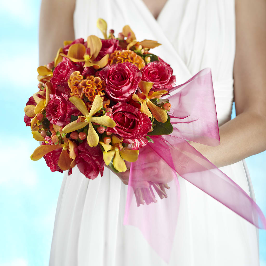 Brilliant Shades of Love Bouquet – FUZZY'S FLOWERS GIFTS AND TUXEDOS, Marion OH