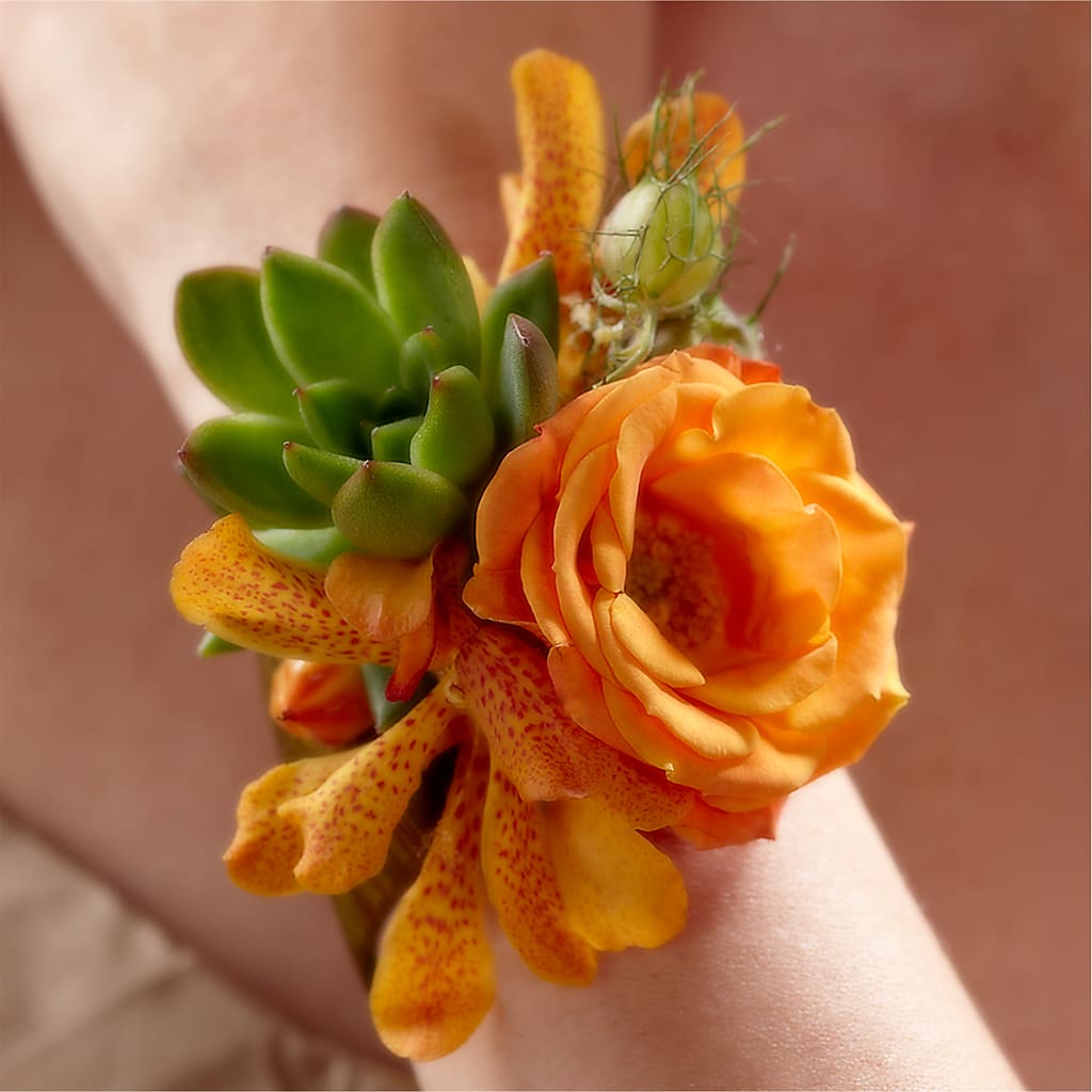 Irresistible Love Wrist Corsage – FUZZY'S FLOWERS GIFTS AND TUXEDOS, Marion OH