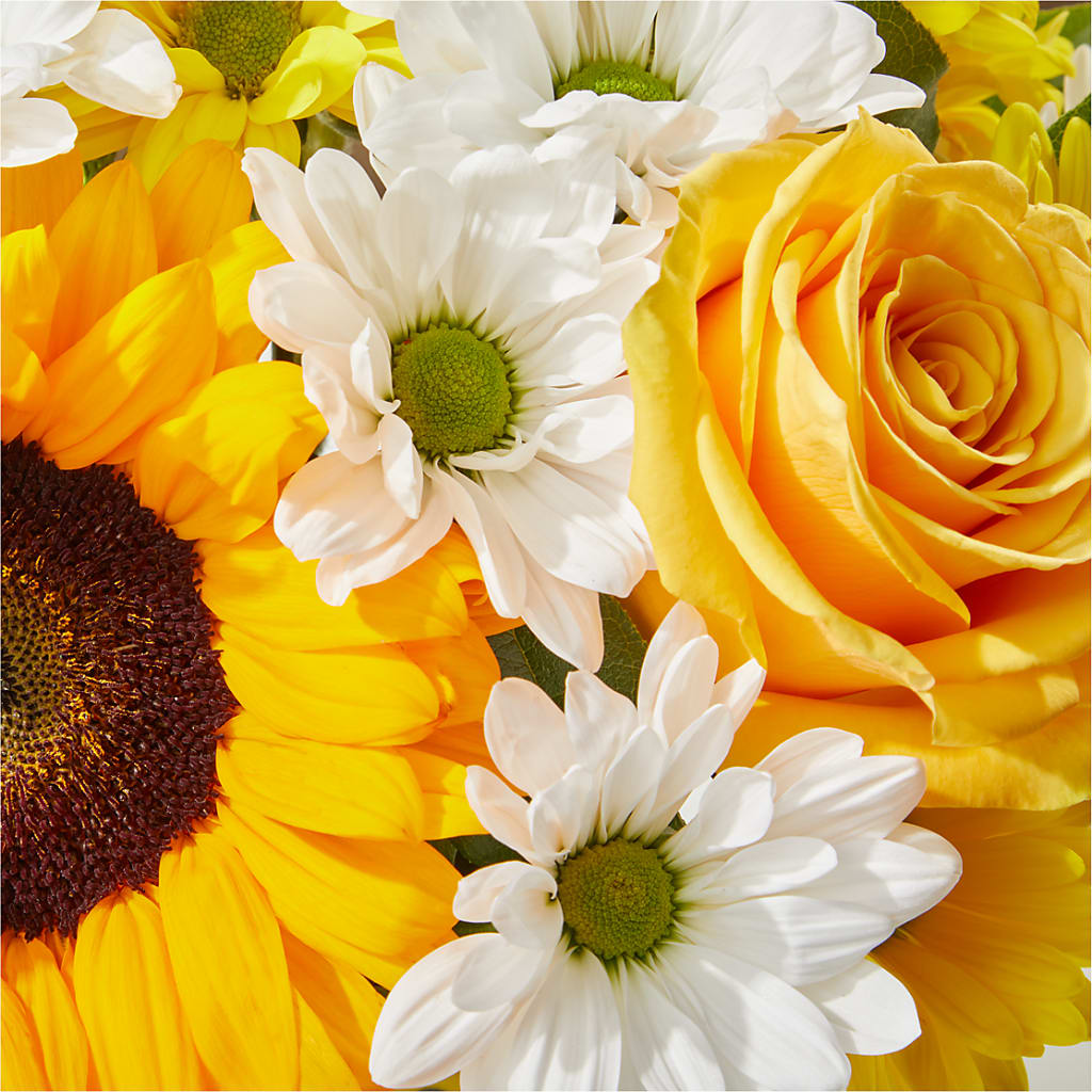 Be Happy Bouquet – FUZZY'S FLOWERS GIFTS AND TUXEDOS, Marion OH