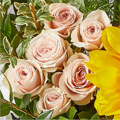 The Good Life Bouquet – FUZZY'S FLOWERS GIFTS AND TUXEDOS, Marion OH