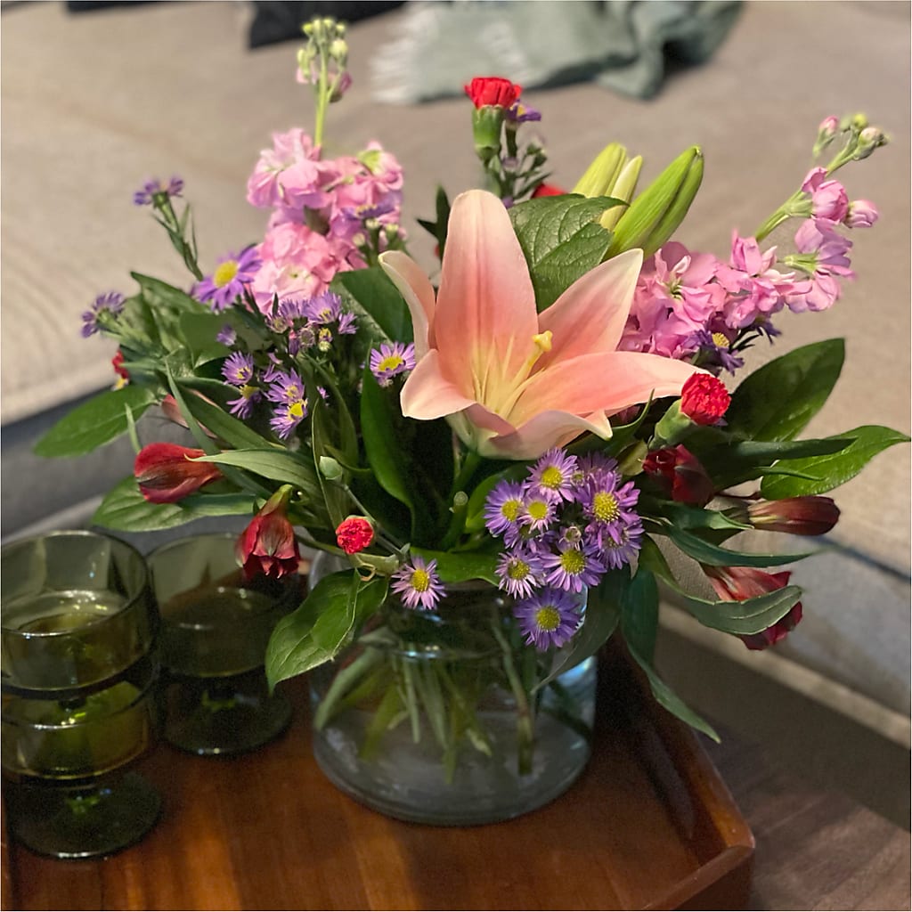 Romantique Bouquet – FUZZY'S FLOWERS GIFTS AND TUXEDOS, Marion OH