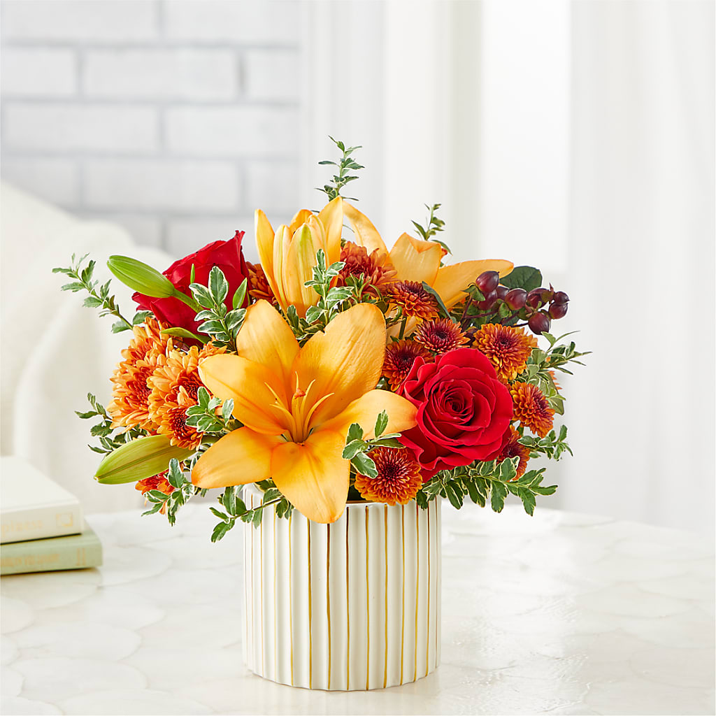 Scarlet Skies Bouquet – FUZZY'S FLOWERS GIFTS AND TUXEDOS, Marion OH