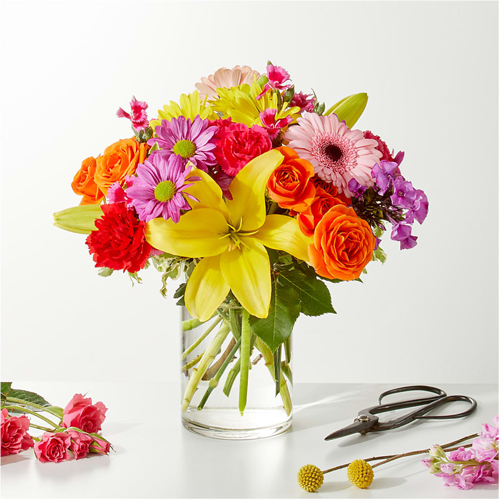 Cue the Confetti - A Florist Original – FUZZY'S FLOWERS GIFTS AND TUXEDOS, Marion OH