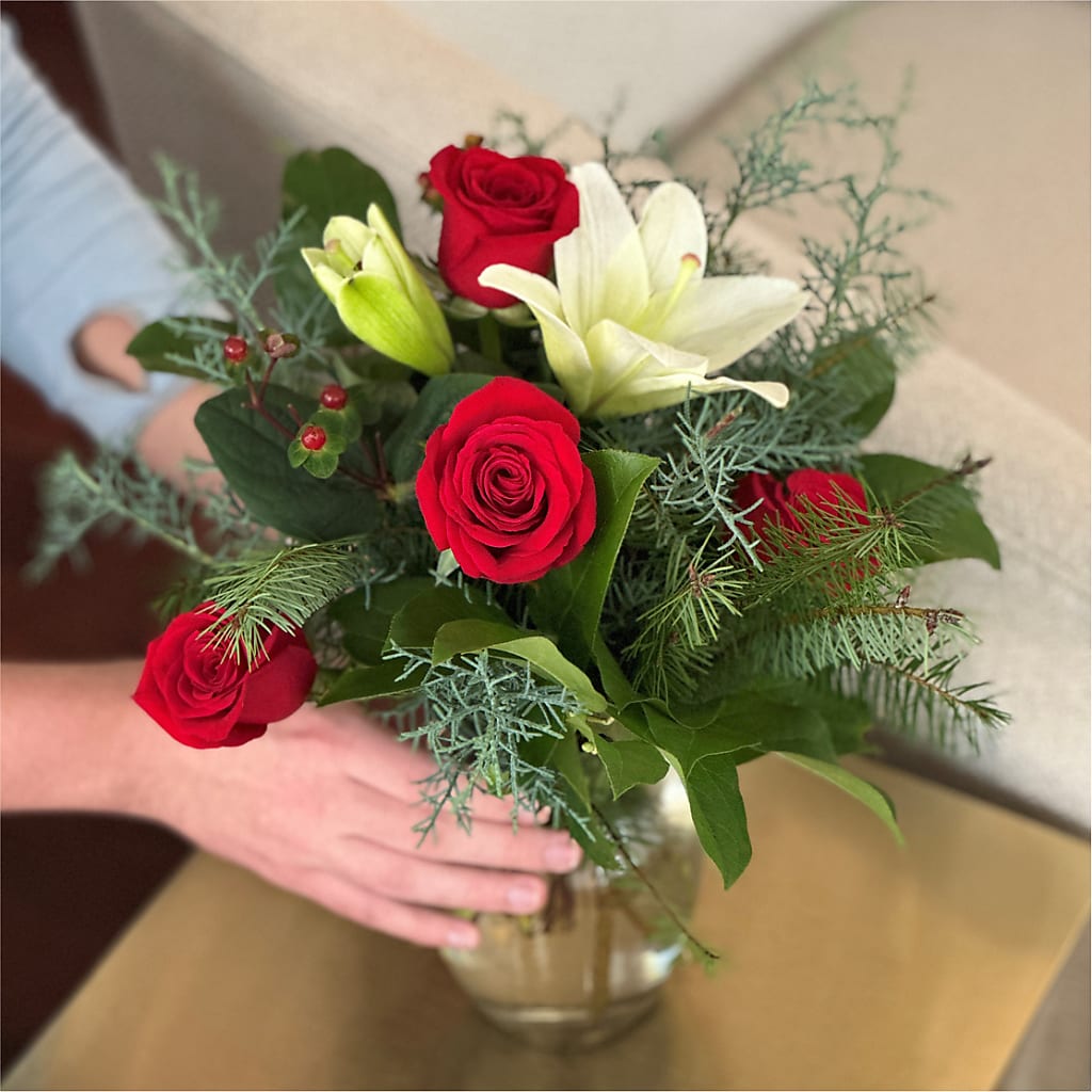 Glittering Lights Bouquet – FUZZY'S FLOWERS GIFTS AND TUXEDOS, Marion OH