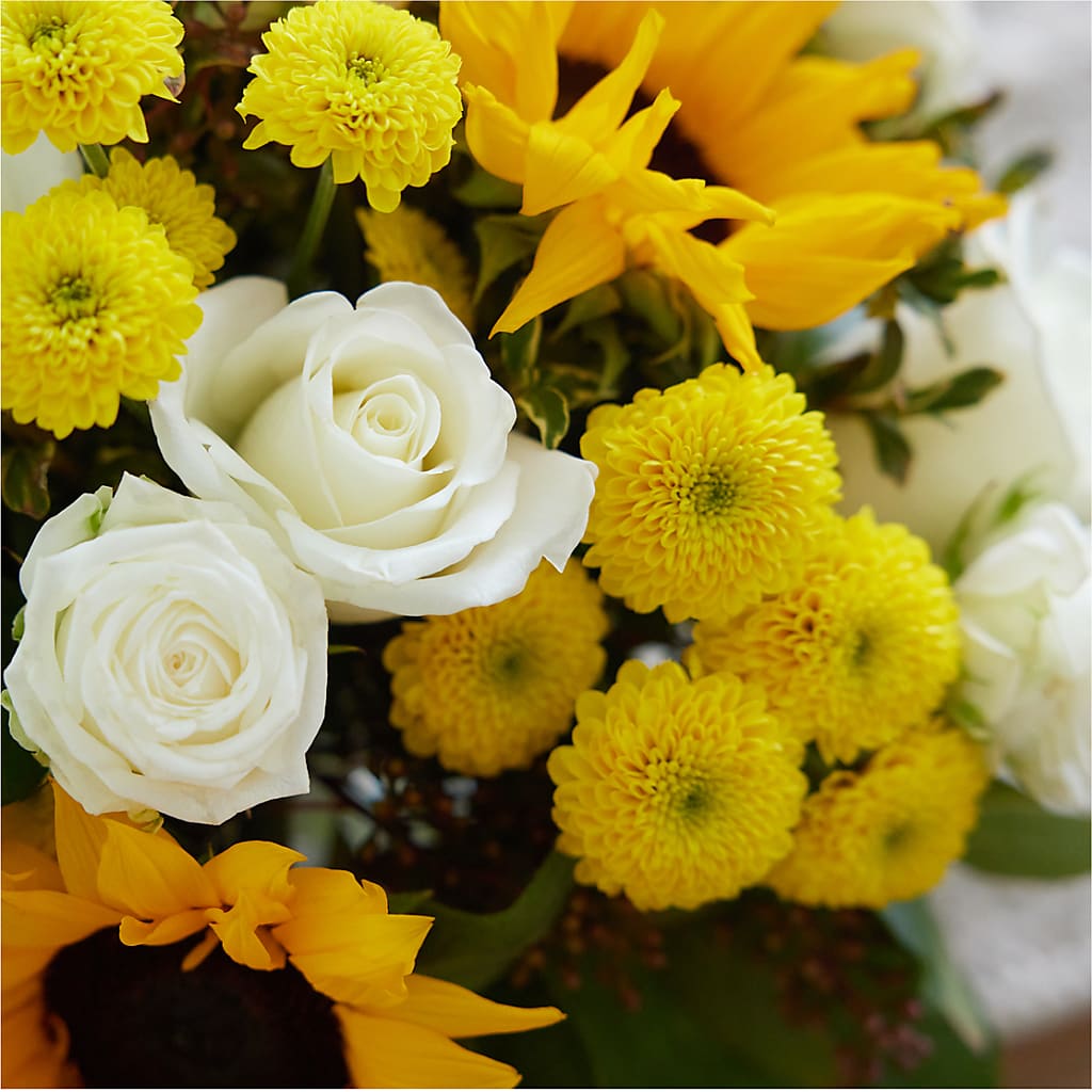 Luminous Morning Bouquet – FUZZY'S FLOWERS GIFTS AND TUXEDOS, Marion OH