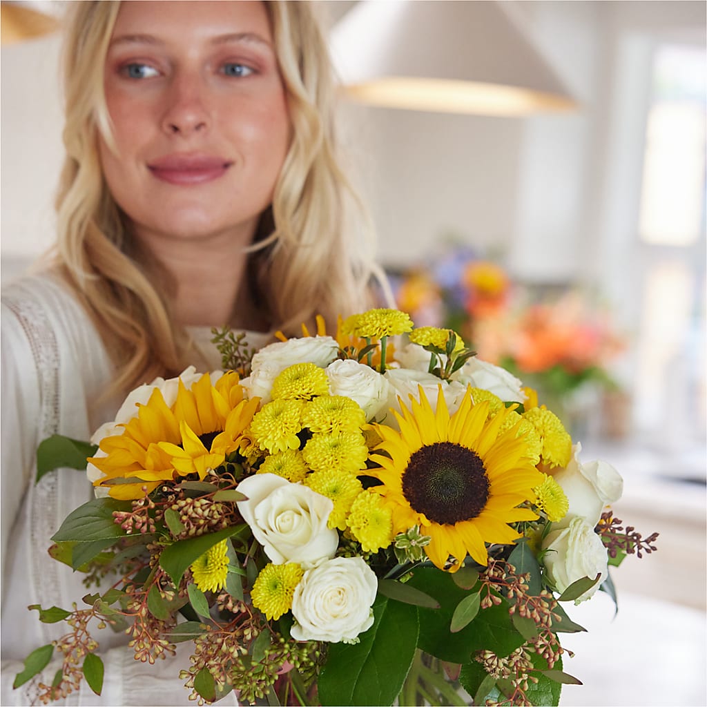 Luminous Morning Bouquet – FUZZY'S FLOWERS GIFTS AND TUXEDOS, Marion OH