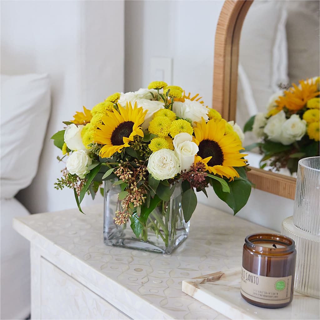 Luminous Morning Bouquet – FUZZY'S FLOWERS GIFTS AND TUXEDOS, Marion OH