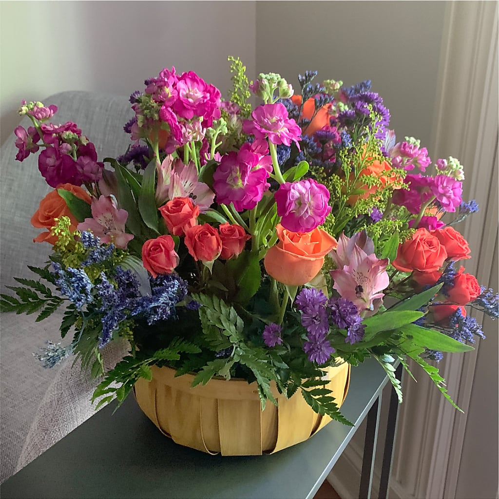 Garden of Life Basket – FUZZY'S FLOWERS GIFTS AND TUXEDOS, Marion OH