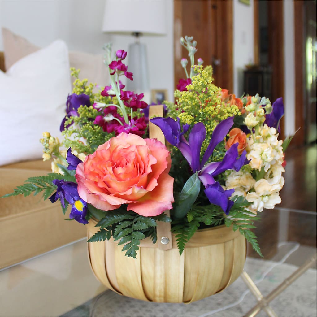 Garden of Life Basket – FUZZY'S FLOWERS GIFTS AND TUXEDOS, Marion OH