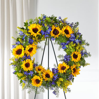 Bright Rays Wreath – FUZZY'S FLOWERS GIFTS AND TUXEDOS, Marion OH
