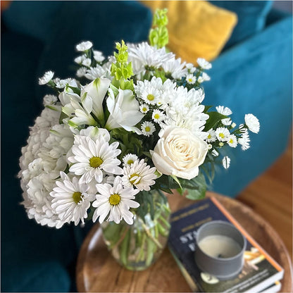 Classic Ivory – A Florist Original – FUZZY'S FLOWERS GIFTS AND TUXEDOS, Marion OH