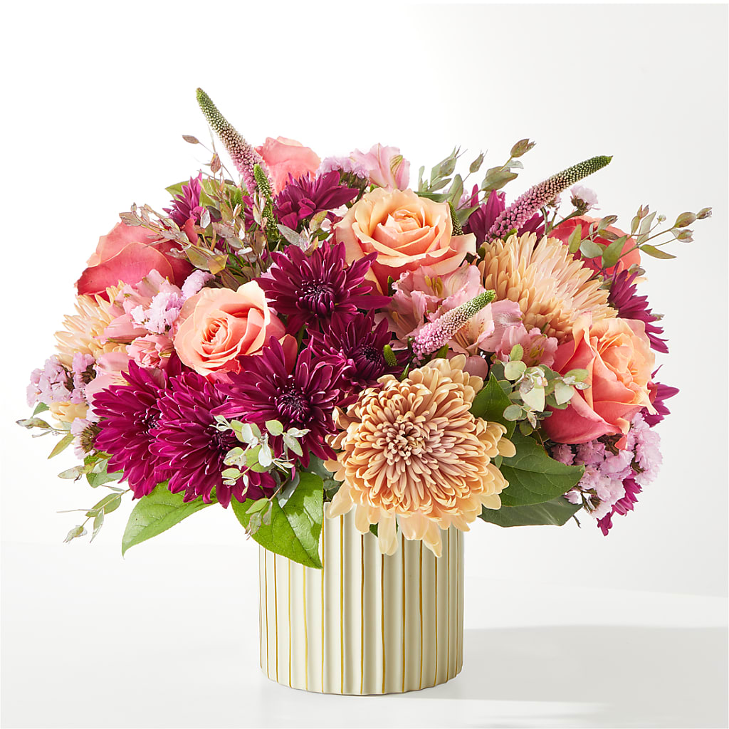 Berry Cobbler Bouquet with Ivory Vase – FUZZY'S FLOWERS GIFTS AND TUXEDOS, Marion OH