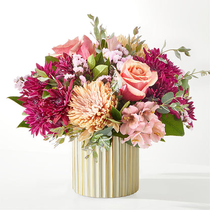 Berry Cobbler Bouquet with Ivory Vase – FUZZY'S FLOWERS GIFTS AND TUXEDOS, Marion OH