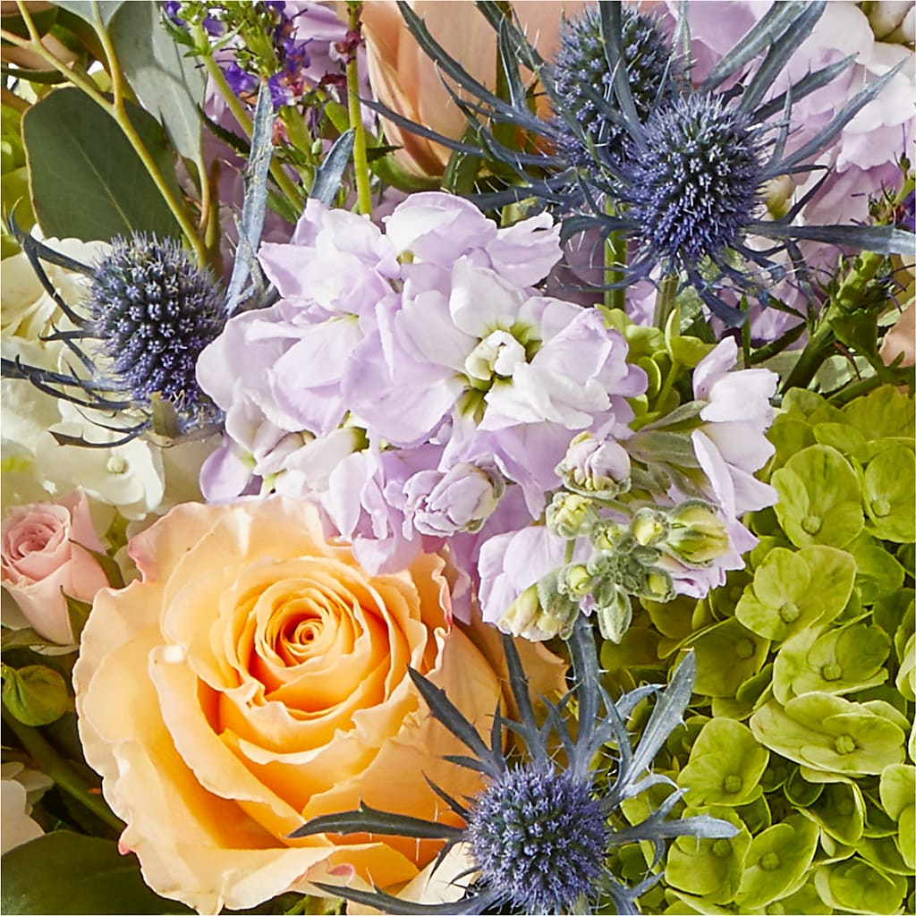 Porch Swing Bouquet – FUZZY'S FLOWERS GIFTS AND TUXEDOS, Marion OH