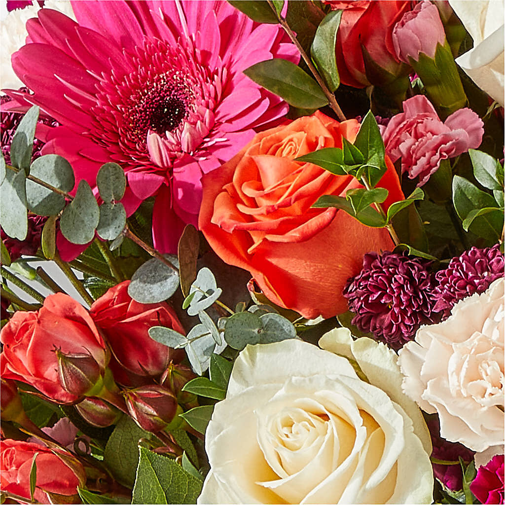 Smell the Roses Bouquet – FUZZY'S FLOWERS GIFTS AND TUXEDOS, Marion OH