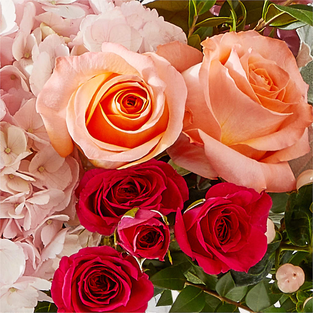 Glitz & Glam Bouquet – FUZZY'S FLOWERS GIFTS AND TUXEDOS, Marion OH