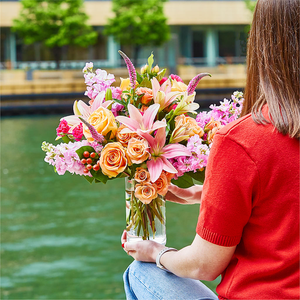 Bisous Bouquet – FUZZY'S FLOWERS GIFTS AND TUXEDOS, Marion OH