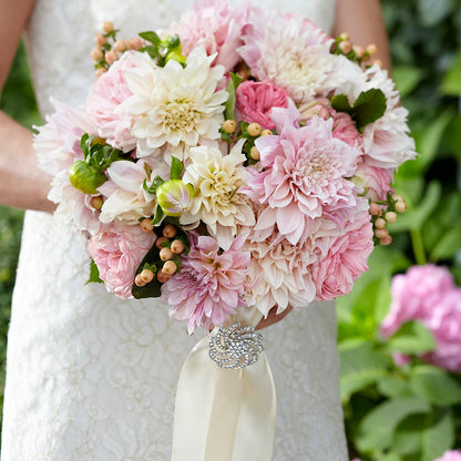 Heart's Promise Bouquet – FUZZY'S FLOWERS GIFTS AND TUXEDOS, Marion OH