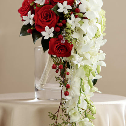 Here Comes the Bride Bouquet – FUZZY'S FLOWERS GIFTS AND TUXEDOS, Marion OH